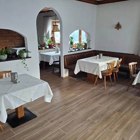 Razil Xo Pensjonat *