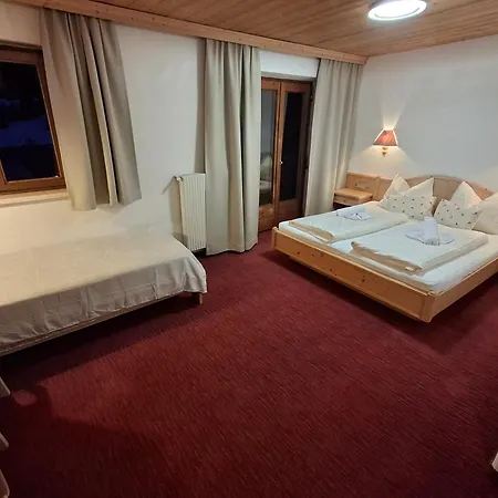 Razil Xo Pensionat *